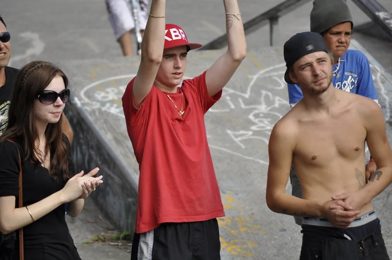 Between runs, the KBR crew in the skate park. Arms raised, cap on, the quiet confidence of someone who knows this place belongs to them.