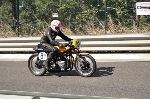 Mt Cootha Motor Show 42 27839_1419510921377_2466904_n