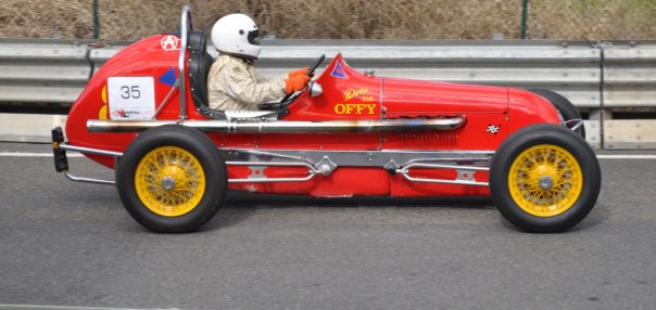 Mt Cootha Motor Show 41 27839_1419513521442_7516924_n