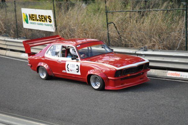 Mt Cootha Motor Show 61 27839_1419517881551_1376706_n