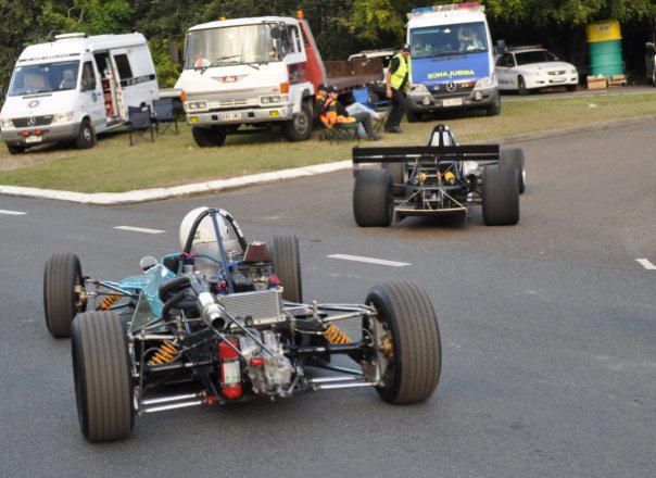 Mt Cootha Motor Show 12 27839_1419522801674_6937831_n