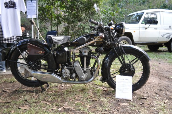 Mt Cootha Motor Show 93 27839_1419524561718_8212106_n